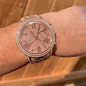 Michael Kors, Lindley, large face pave, rose gold crystal watch. Rose Gold.